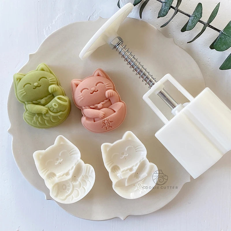 2Pcs/Set Mooncake Mold with Lucky Cat Design